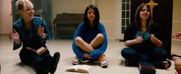 spring_breakers_frame_grab_04