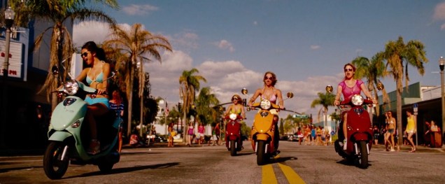 spring_breakers_frame_grab_06